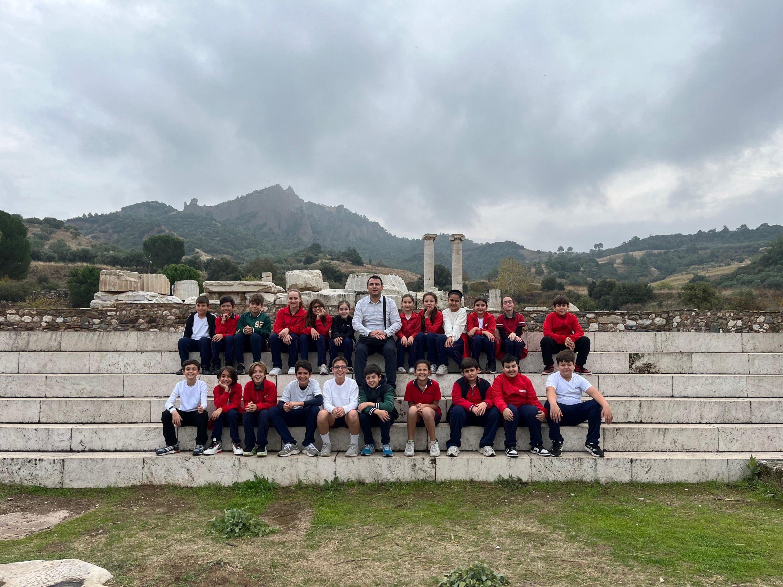 77c840b3-c6c9-4dae-8b8d-881b02691311