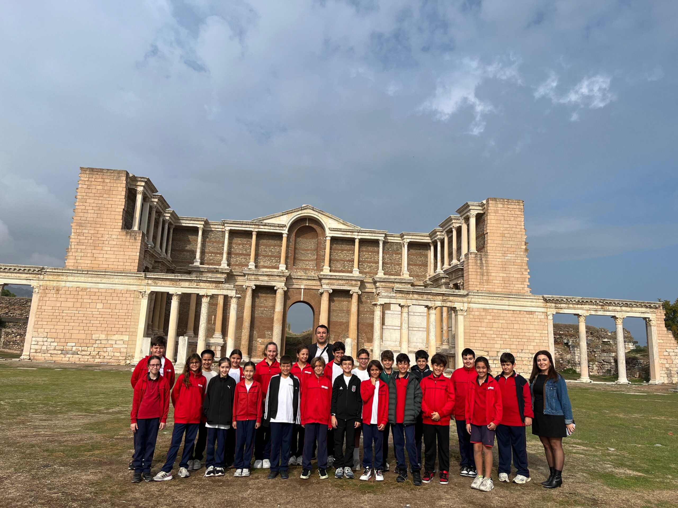 b9299f50-cb0a-43a0-8471-39b815a3b4e9