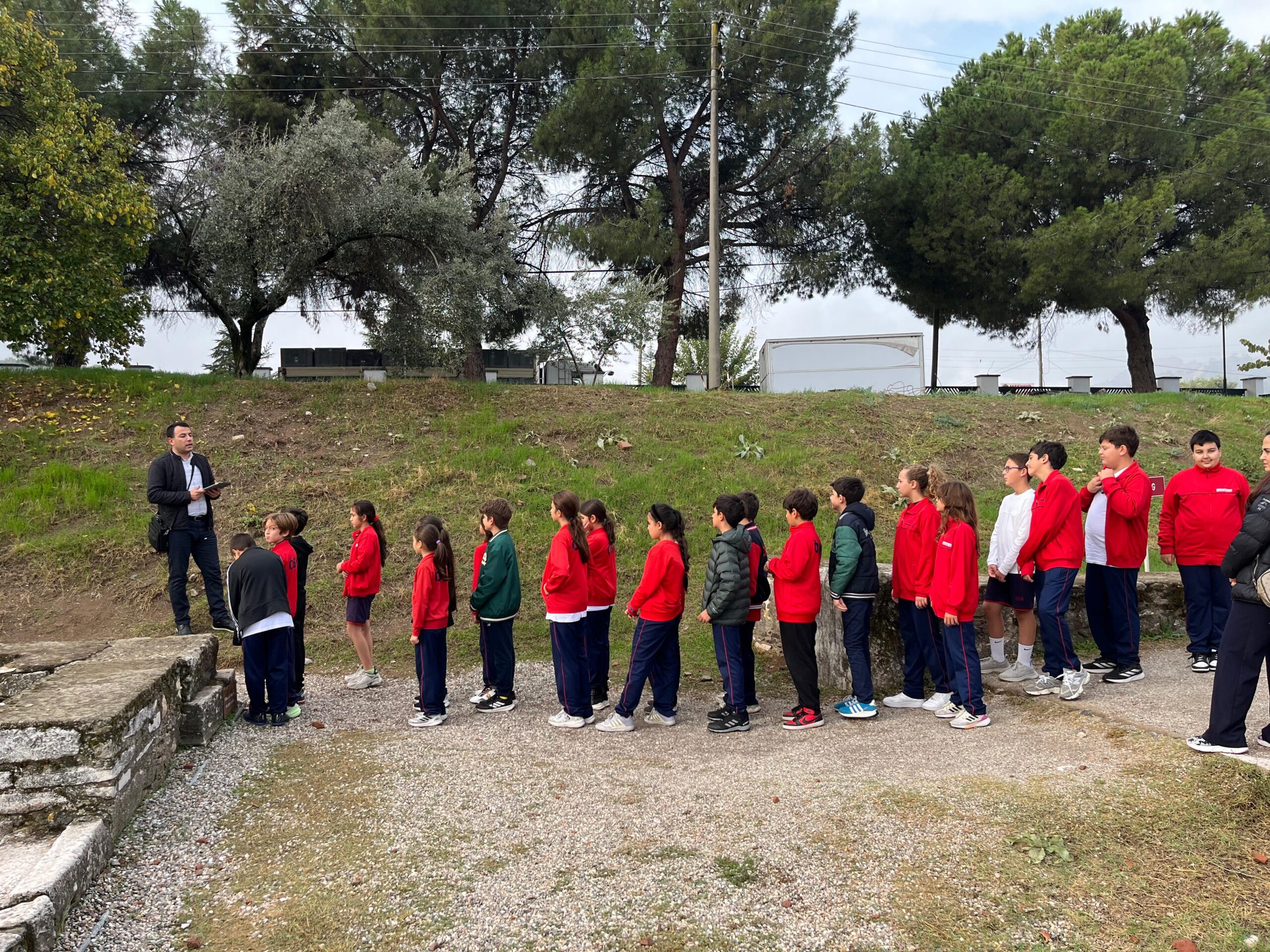 ea3d7e3f-7a83-4c0b-8916-bfed5e6e1aa9