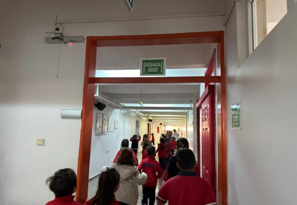 f13e8ffd-0f6c-46f2-b5d3-7d1e413e34f5 f13e8ffd-0f6c-46f2-b5d3-7d1e413e34f5