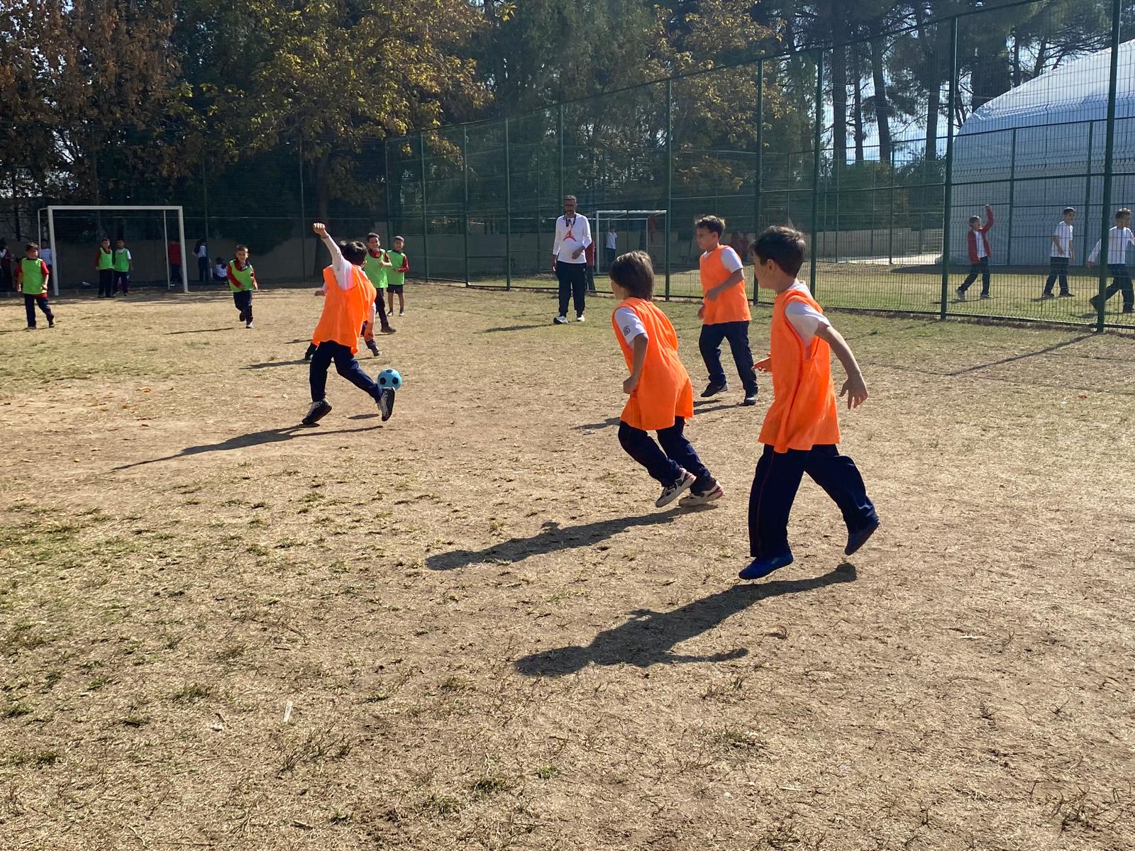 f6cc7986-b97a-49bf-8eb2-a3fc52490fca