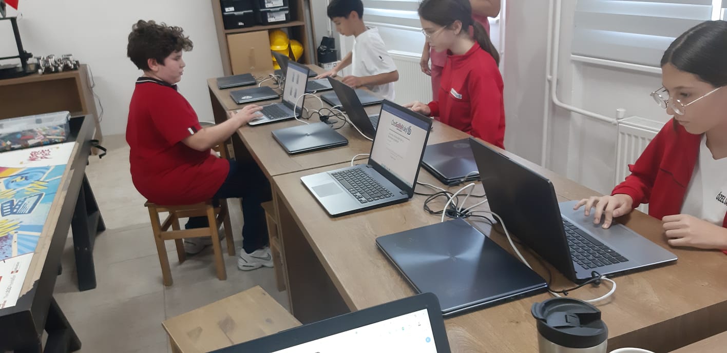 3f4234b6-d3d5-4fc0-a8d7-7afce6bb58b0