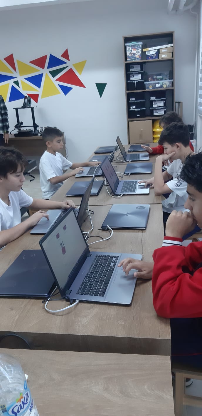 624ae4e7-e0a8-4836-9d42-479ae8f598d7