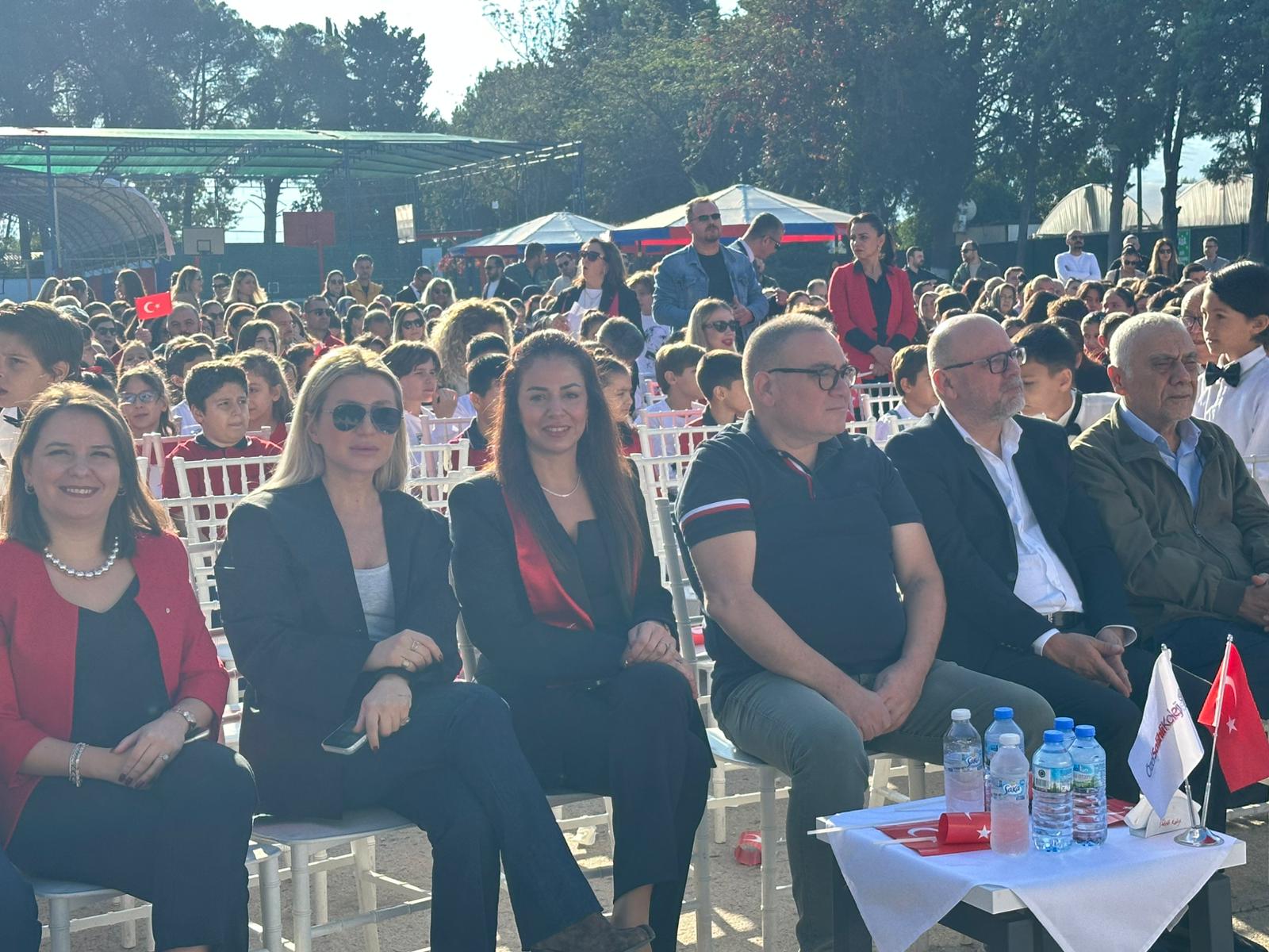 b8b10a0c-46b5-4077-9faf-33f513621c5c