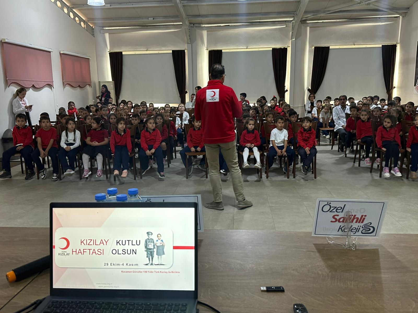 de82fd32-e73a-44d0-bc43-c55b3f44e263