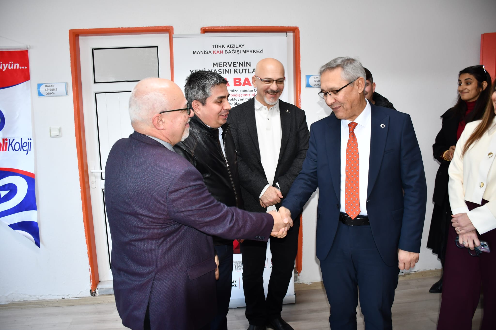 7debf1d0-6f78-4d4d-8e04-594ddca3a3ac