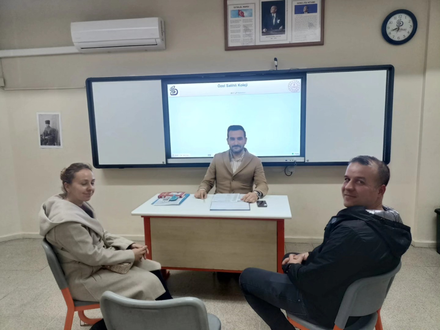 605804609_1634781160875533_5095217633015505130_n